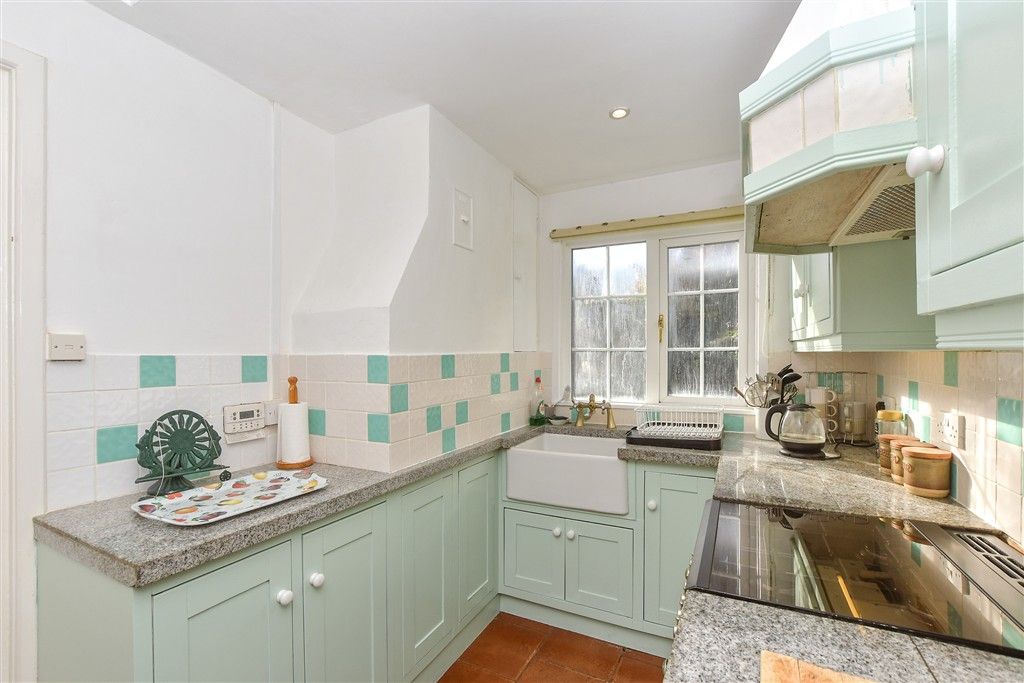 Property photo 1 of 14 Kitchen