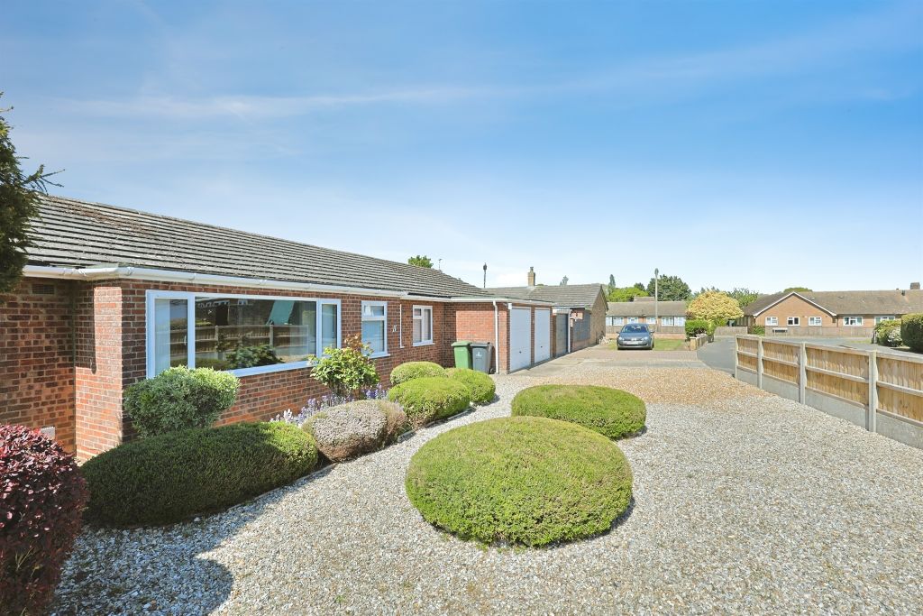 Property photo 2 of 22