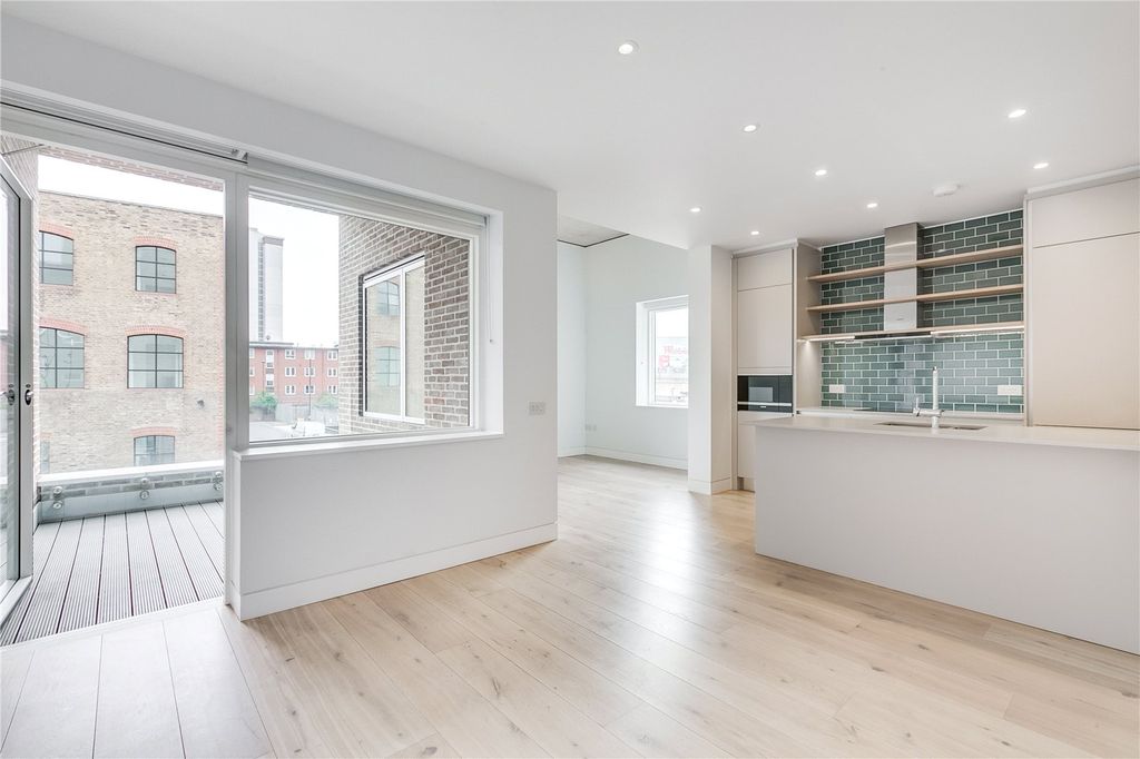 Property photo 1 of 12 Picture No. 03