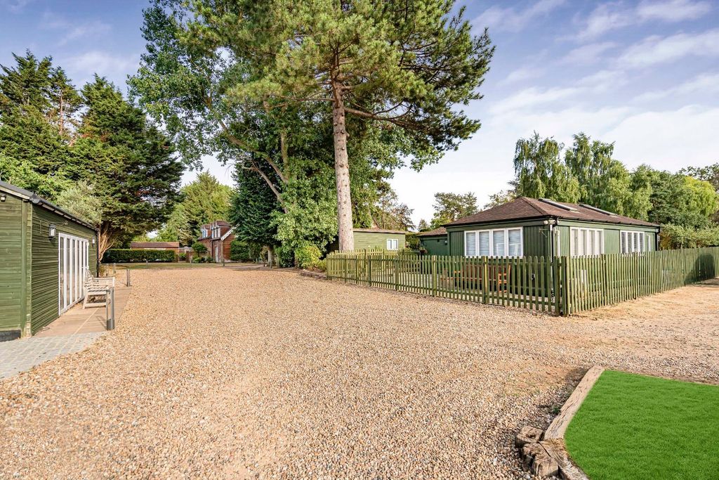Property photo 1 of 15 89_88577.Jpg