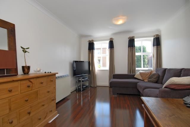 Property photo 2 of 10 Living Room