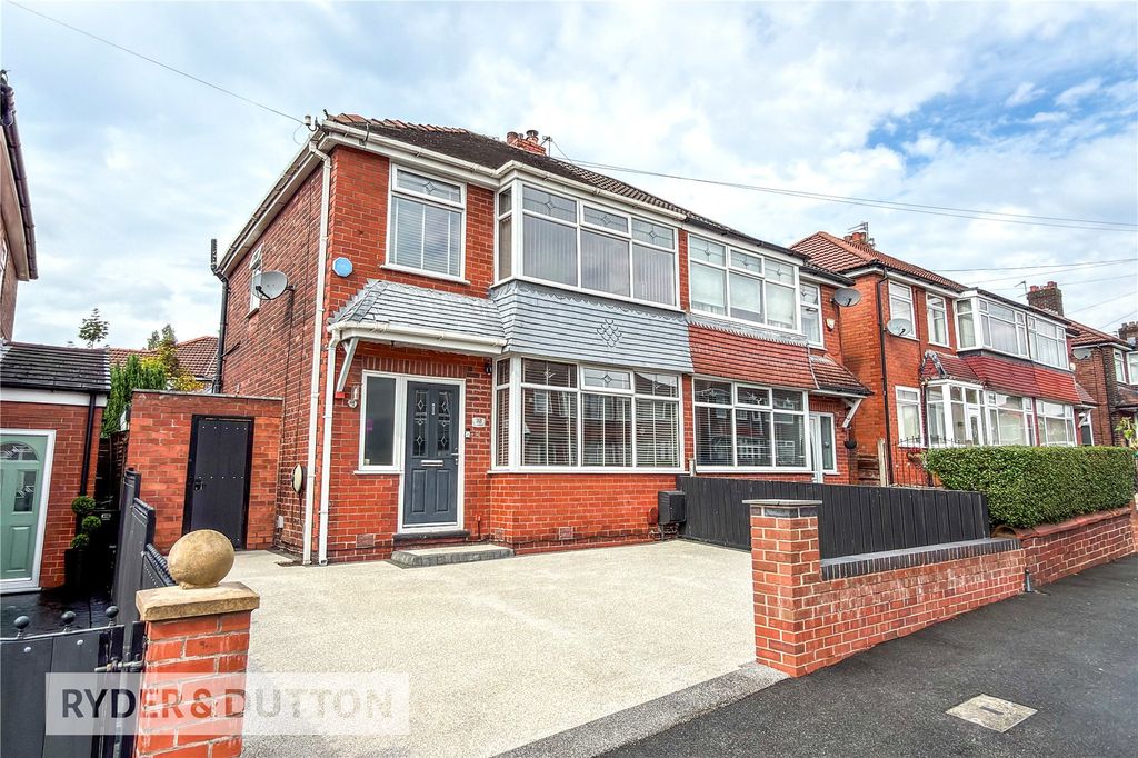 Property photo 1 of 22 Picture No. 06