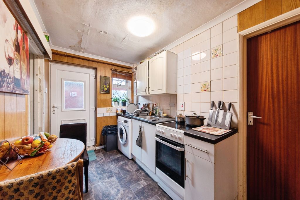 Property photo 3 of 17