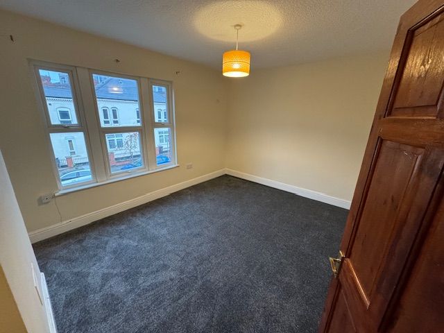 Property photo 3 of 10 Img_1257