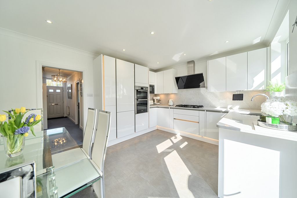 Property photo 1 of 20 1440023-6-69d51F6...