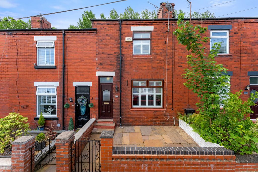 Property photo 1 of 24