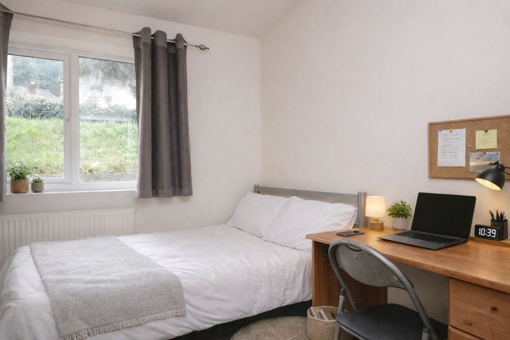 Property photo 3 of 11 Photo 15