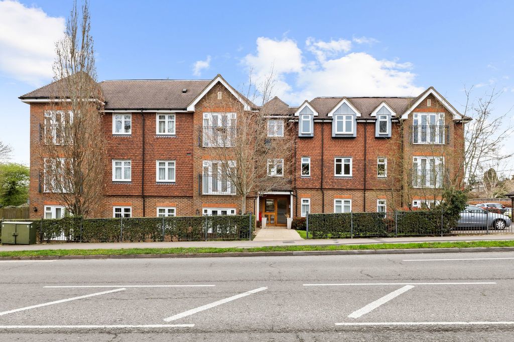 Property photo 3 of 21