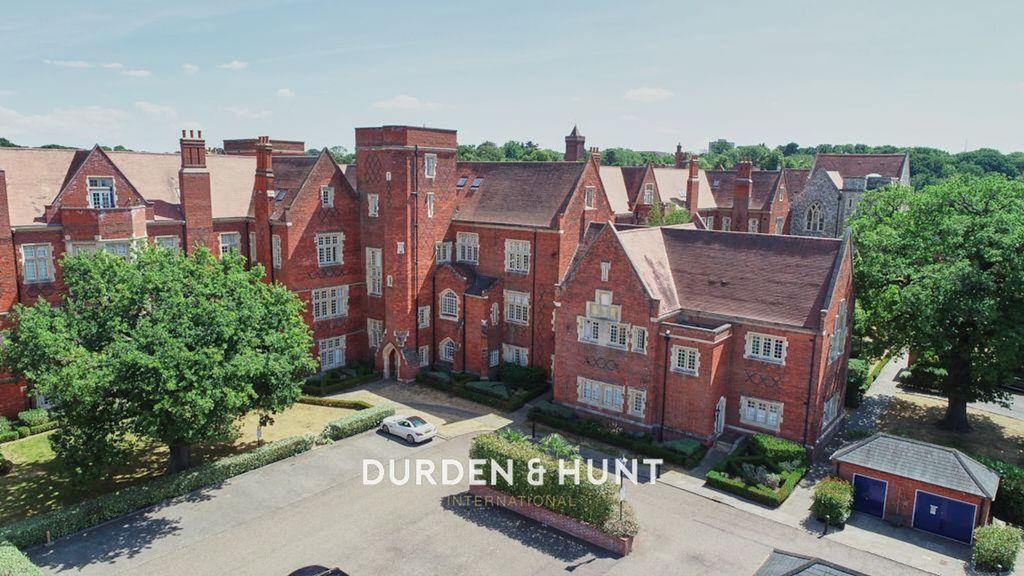 Property photo 2 of 25