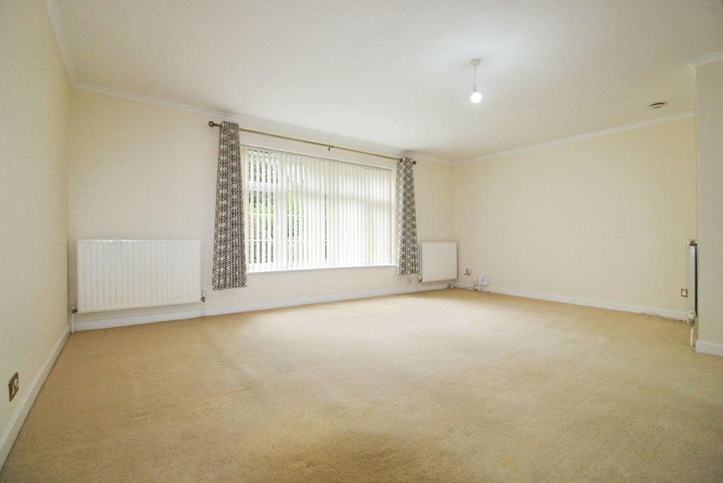 Property photo 3 of 19 Gallery