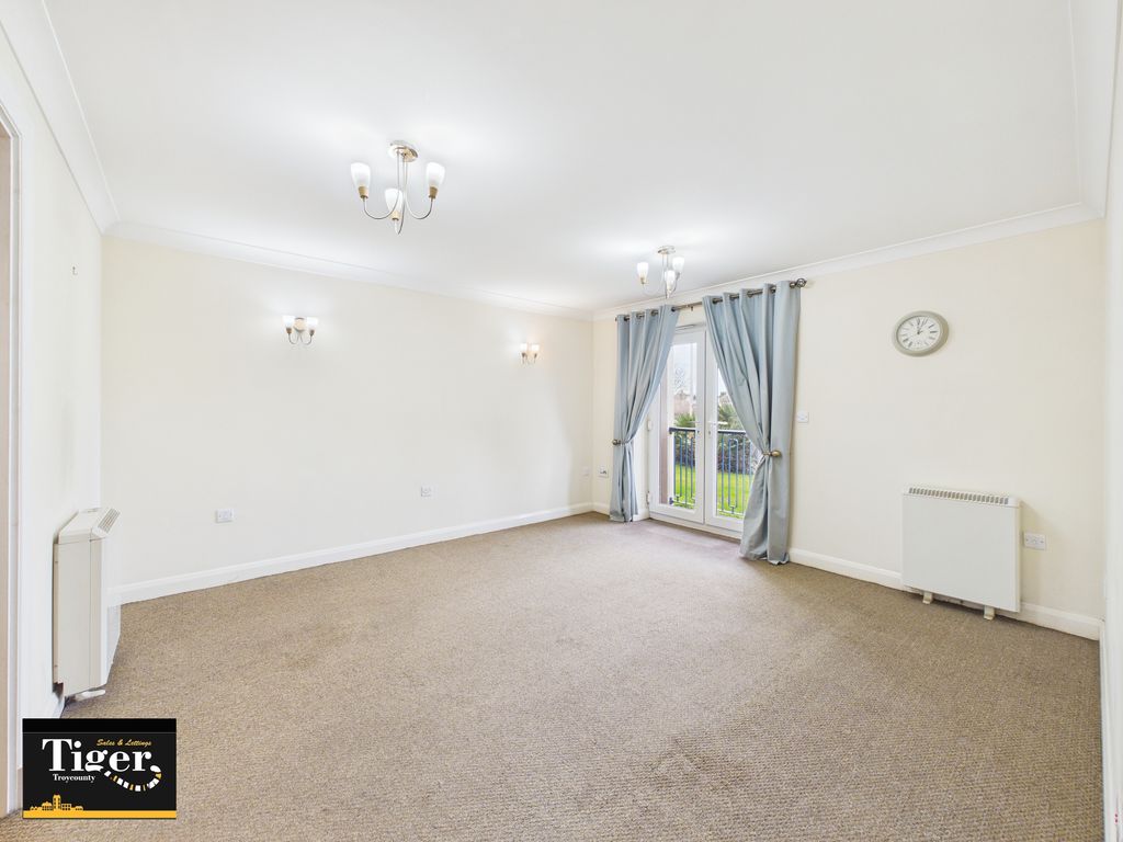 Property photo 3 of 20 Cam03440G0-Pr0528-Still001