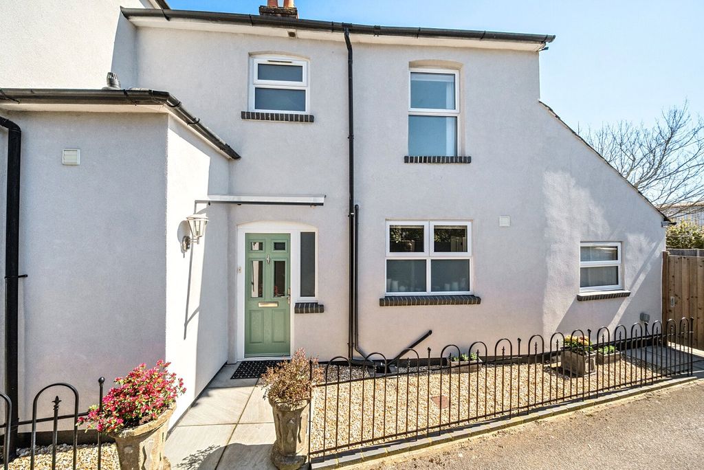 Property photo 1 of 32 Picture No. 29