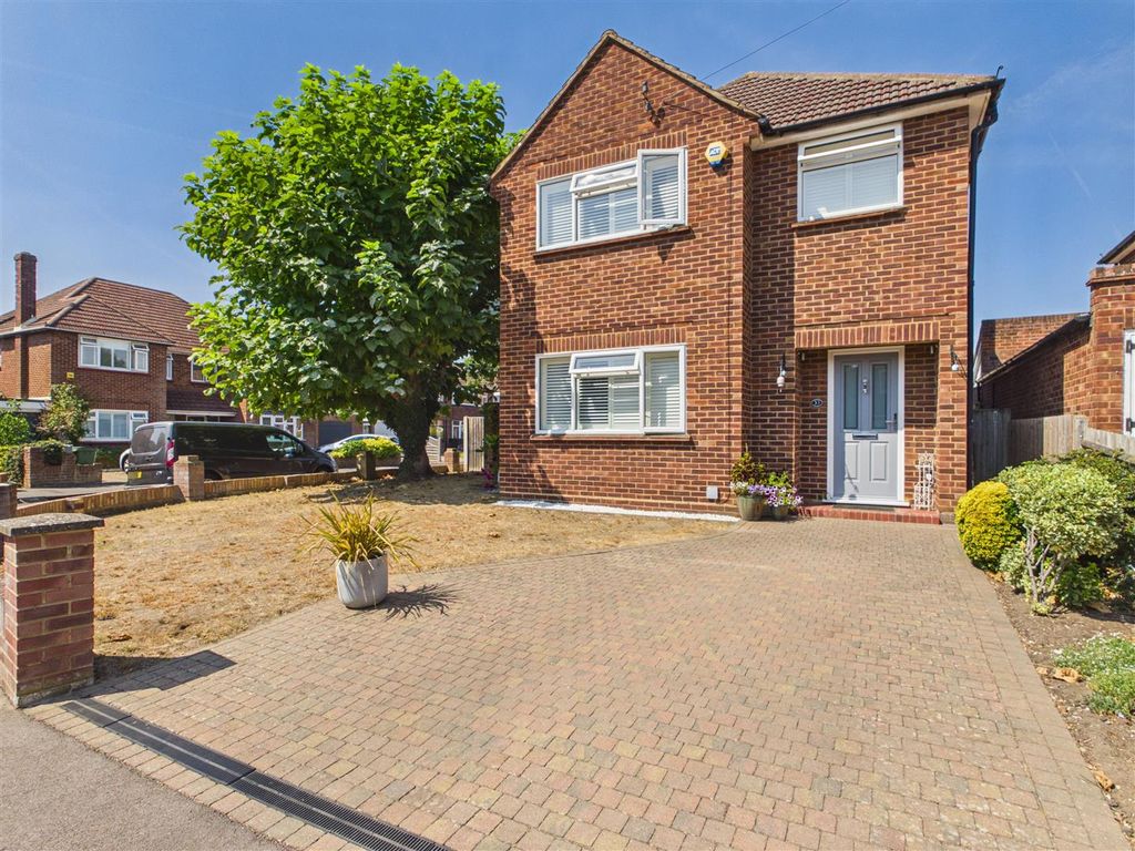 Property photo 1 of 27