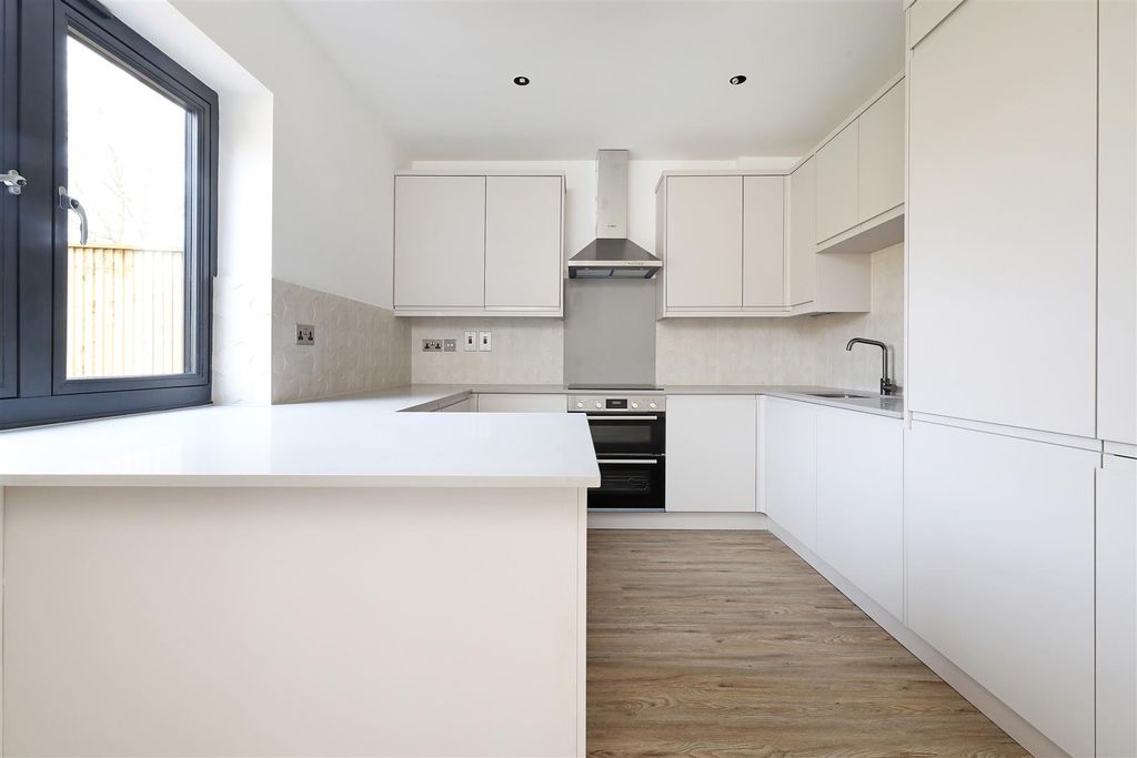 Property photo 2 of 12 No10-Chartlandclose-Jan25-0333.Jpg