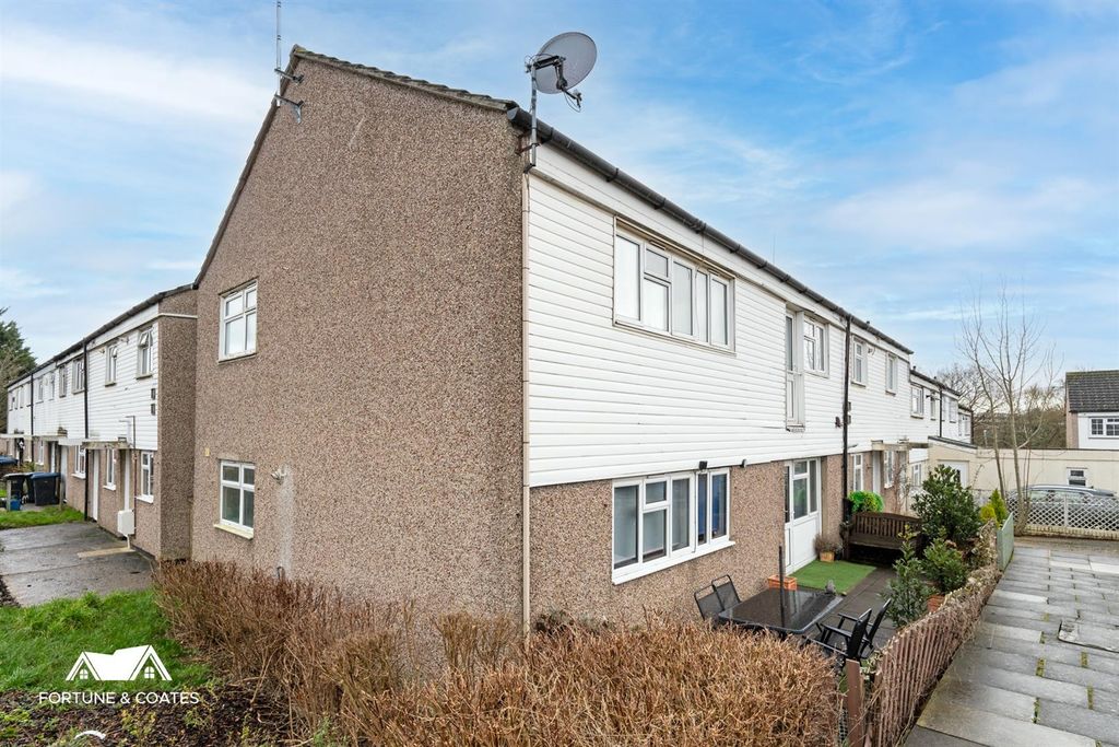 Property photo 1 of 15 Tithelands-15.Jpg