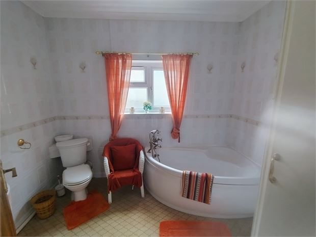 Additional image 8 of 3 bed bungalow for saleChapel Street, Wattstown, Porth CF39
