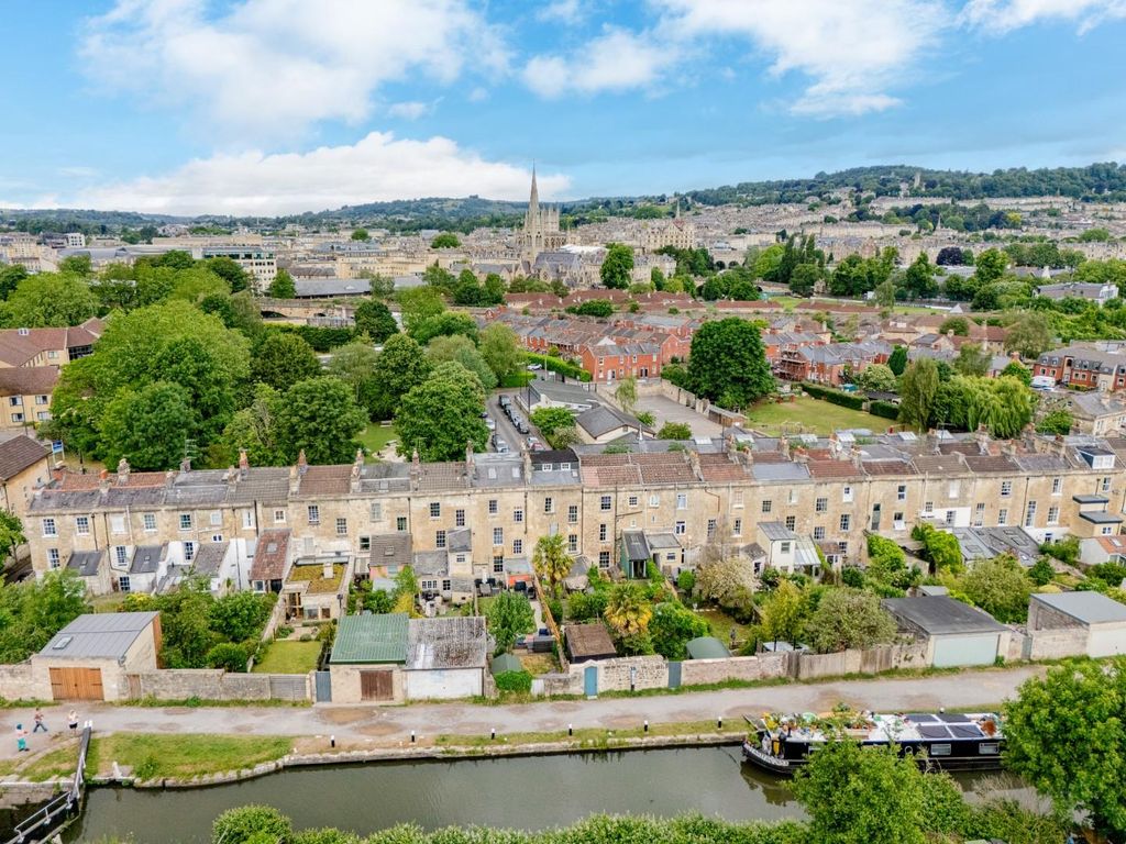Property photo 1 of 37 8 Caroline Buildings Ba2 4Jh-18_Edit.Jpg