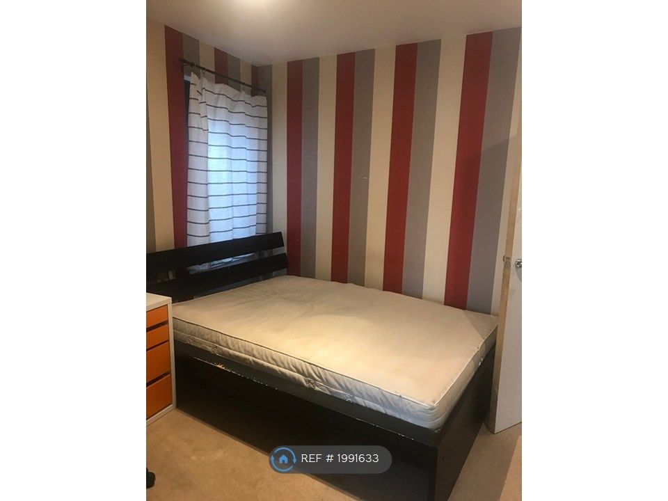 Property photo 2 of 8