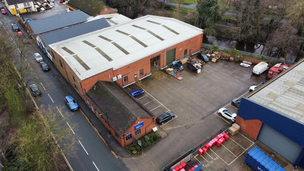 Property photo 1 of 6 Photo 9