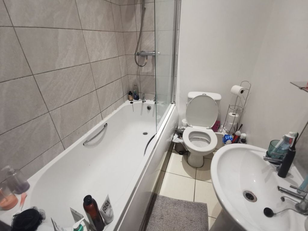Property photo 3 of 4