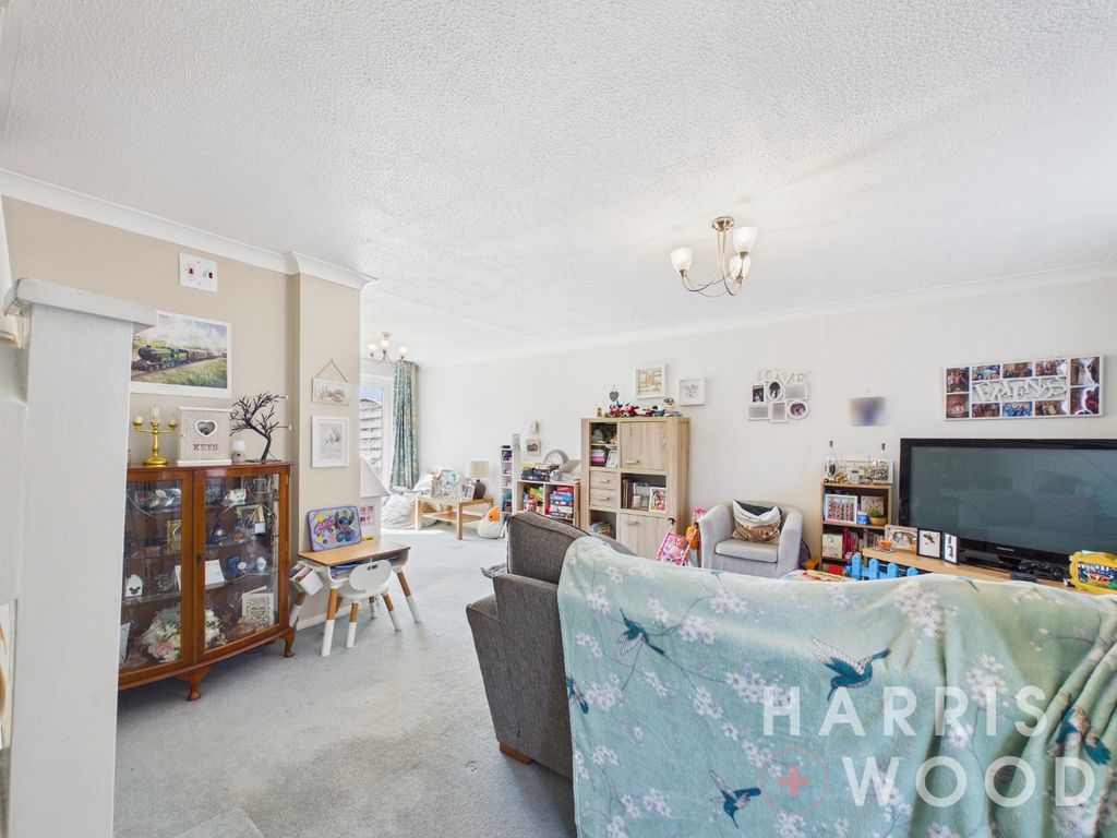 Property photo 2 of 22 4179912