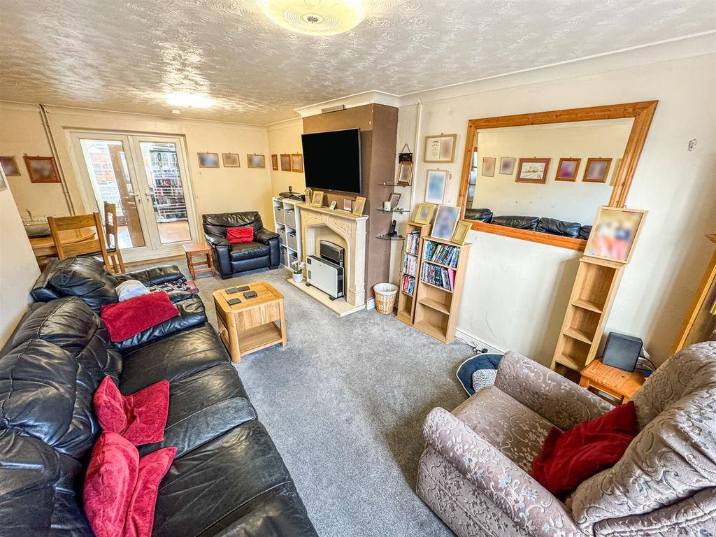 Property photo 2 of 30 Img_0815.Jpg