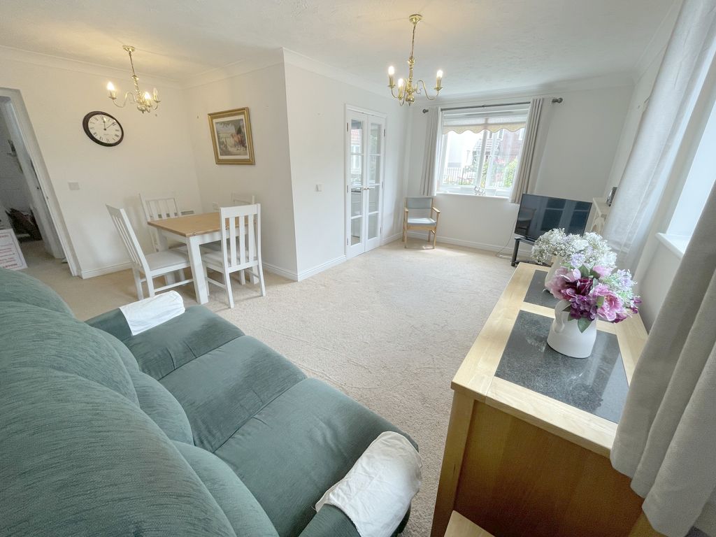 Property photo 2 of 19 5450774