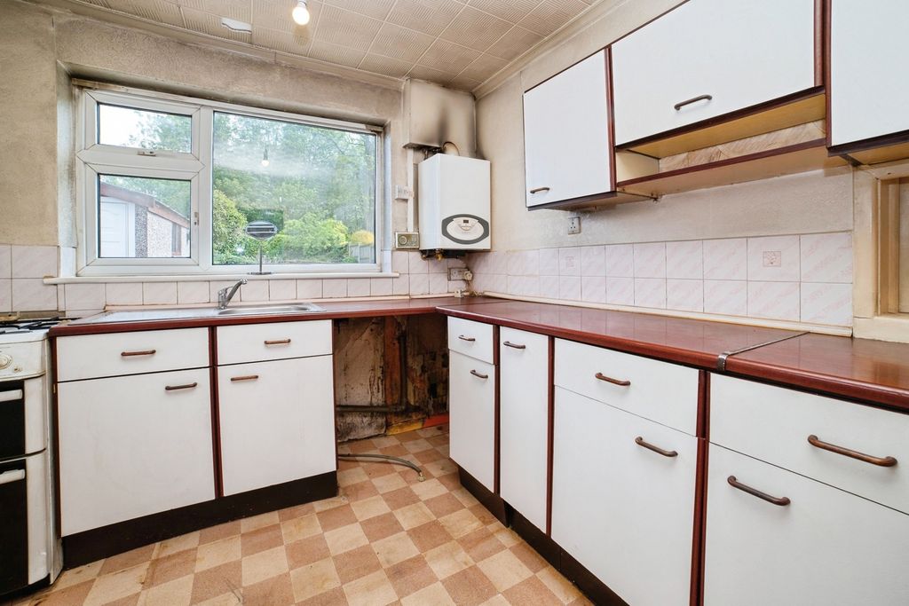 Property photo 2 of 16 Pbox-Img.Jpg
