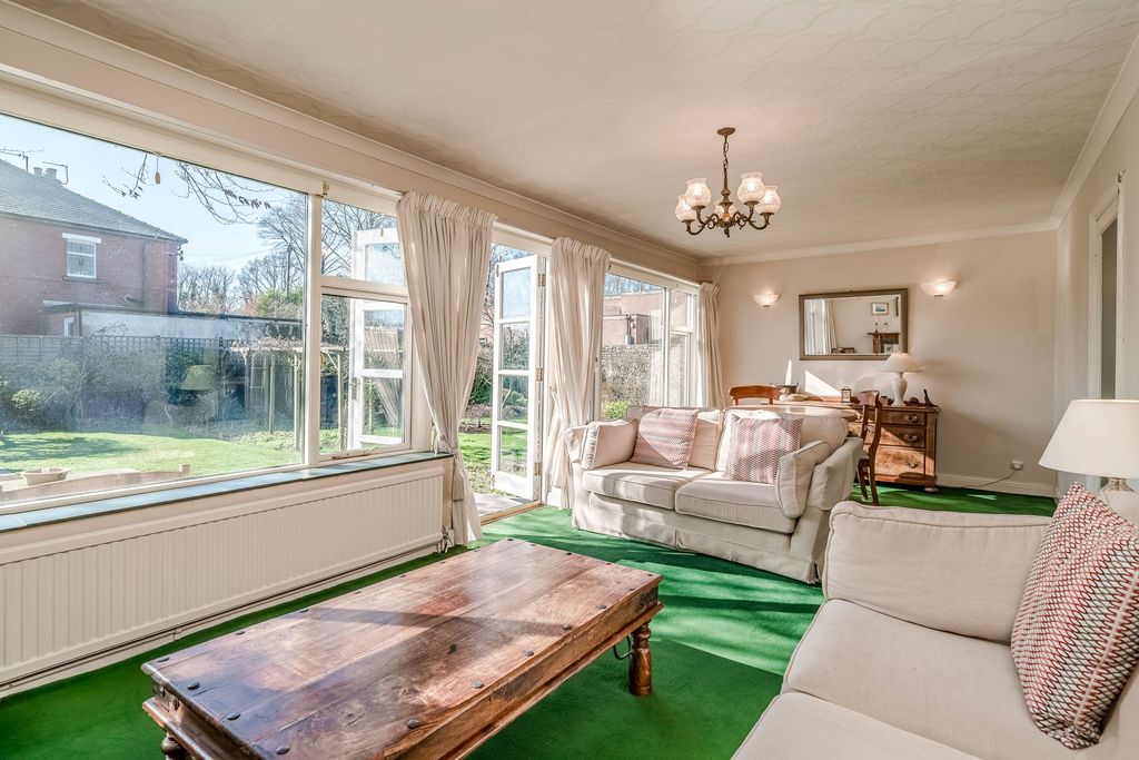 Property photo 3 of 47