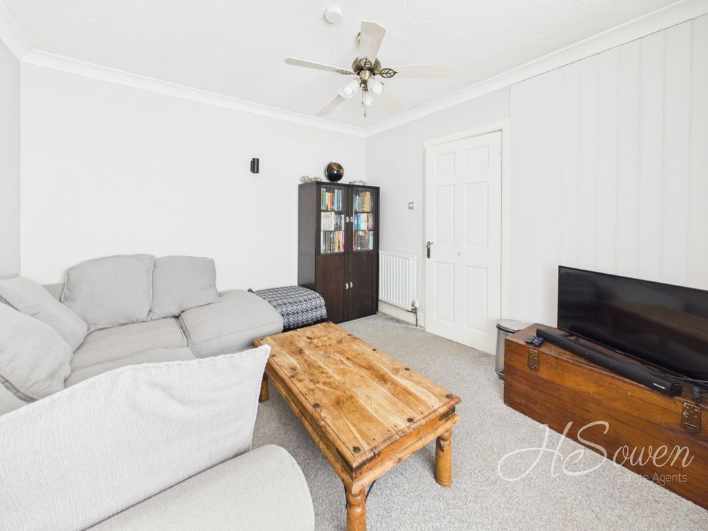 Property photo 2 of 17 Photo 1