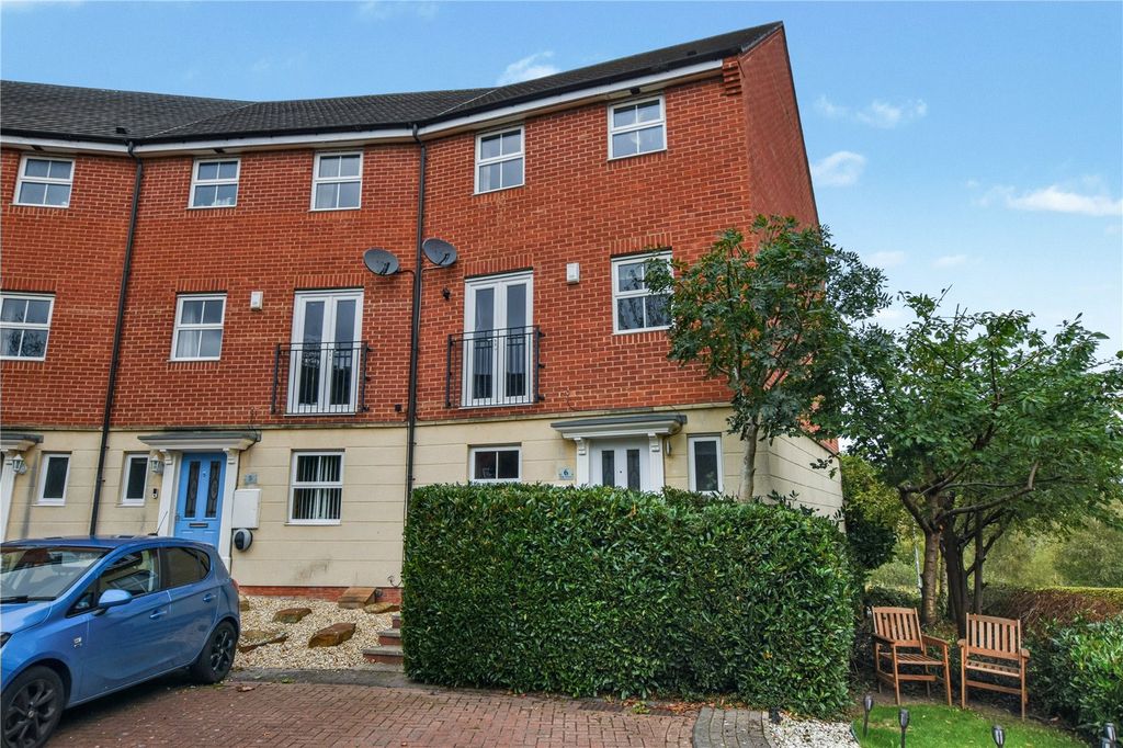 Property photo 1 of 33 Picture No. 35