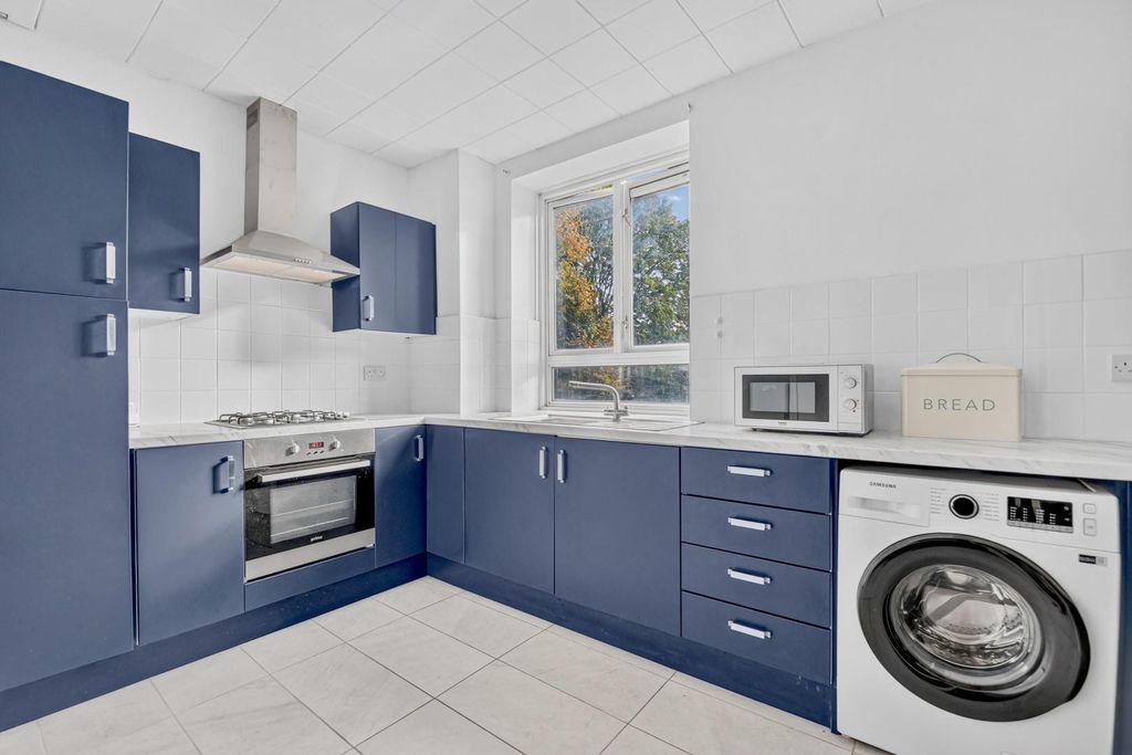 Property photo 1 of 16 0-10.Jpg