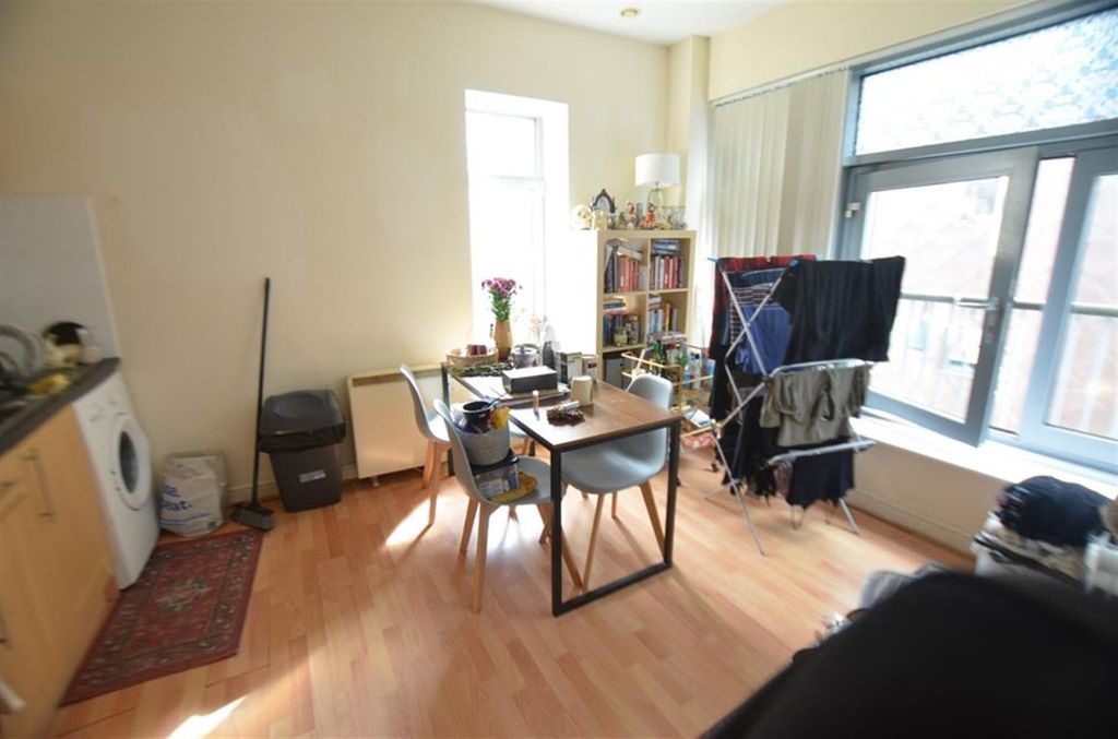 Property photo 2 of 4