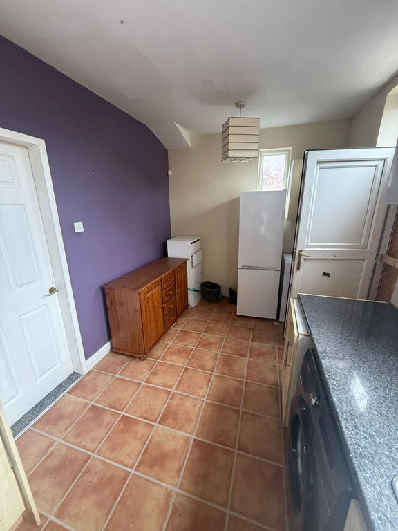 Property photo 3 of 7 Image
