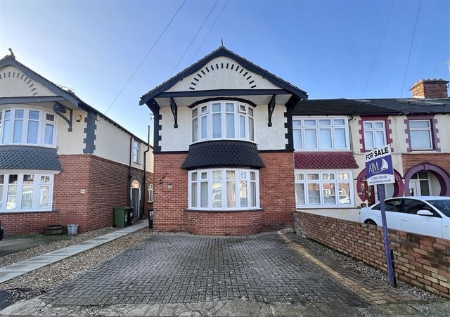 Property photo 2 of 21 Front View