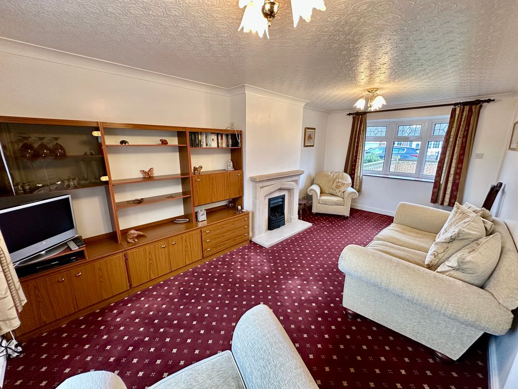 Property photo 2 of 31 Img_5400