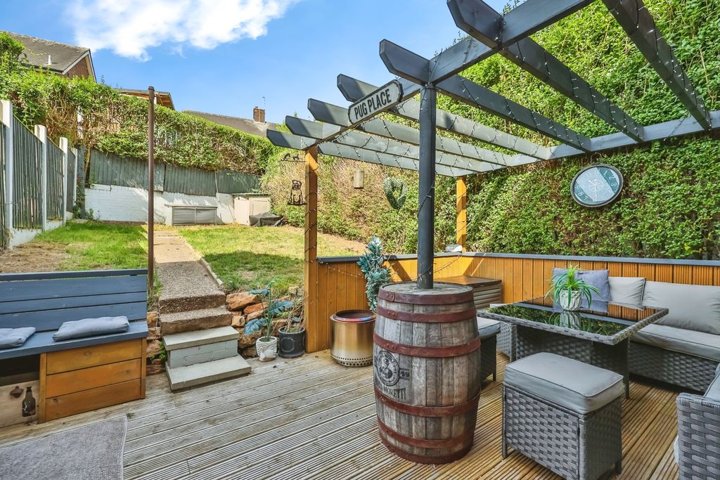 Property photo 2 of 15