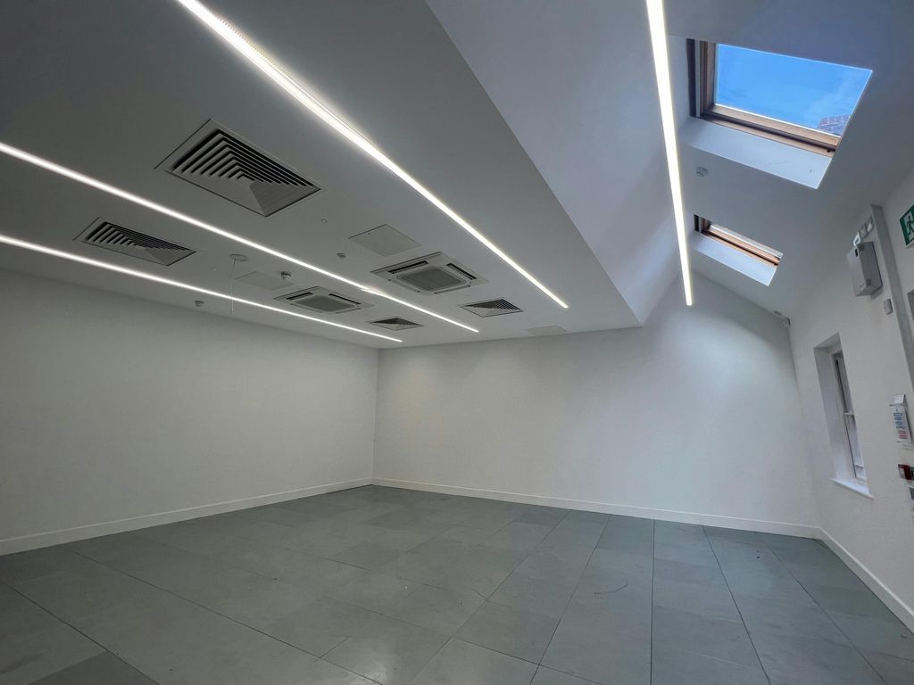 Property photo 3 of 4 004.Jpg