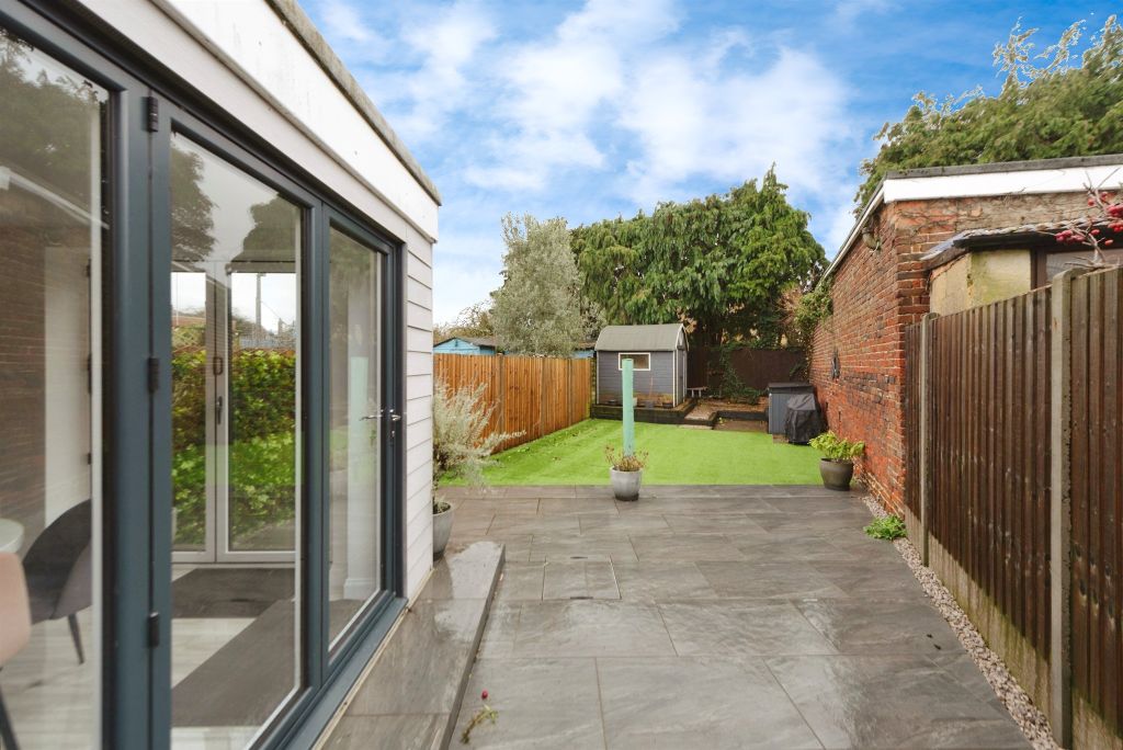 Property photo 3 of 18