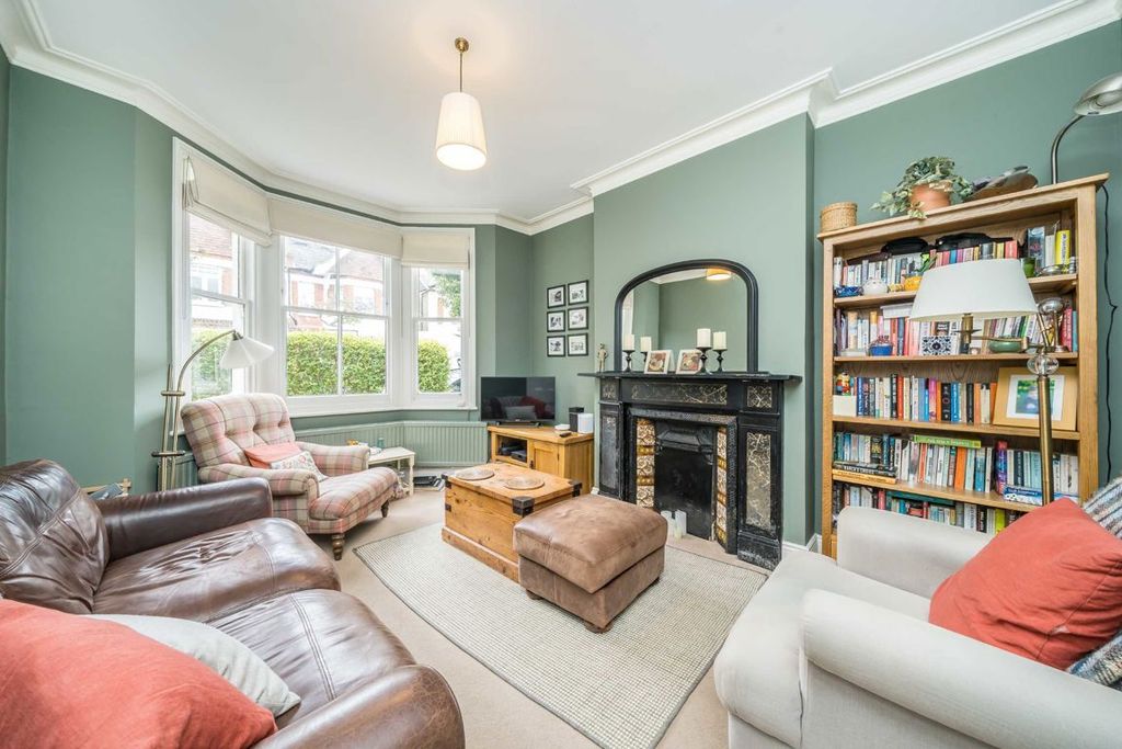 Property photo 2 of 7