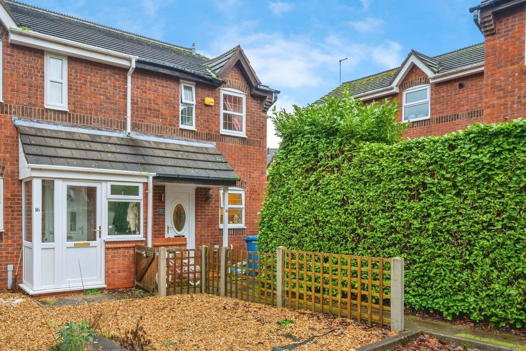 Property photo 2 of 20 14Dykeroad-1.Jpg