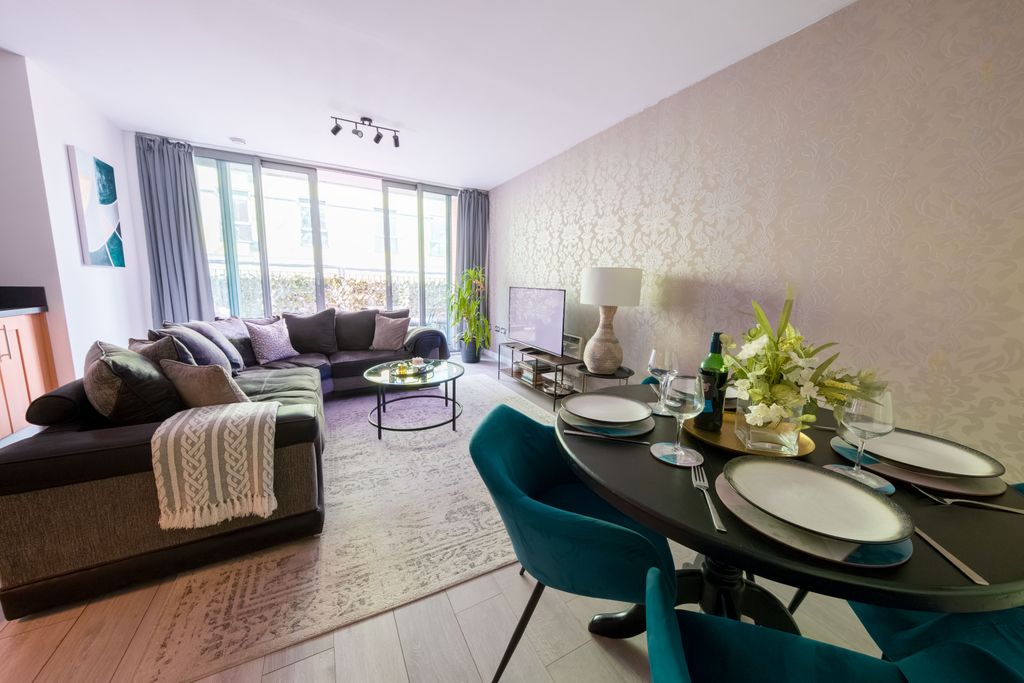 Property photo 2 of 45 Dscf6772