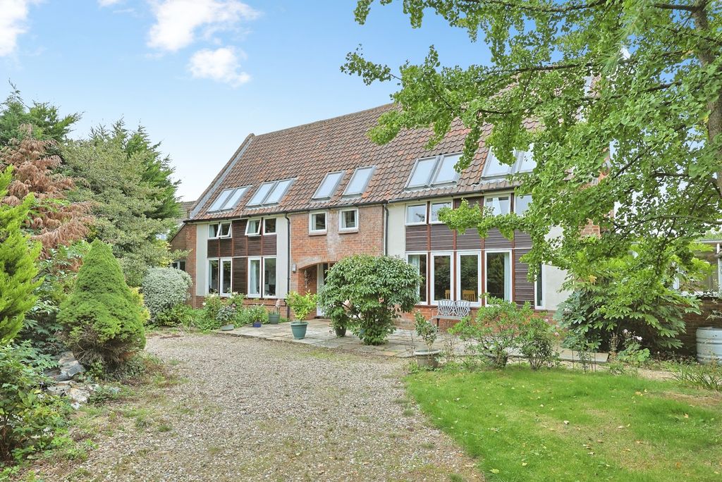 Property photo 1 of 37 Pbox-Img.Jpg