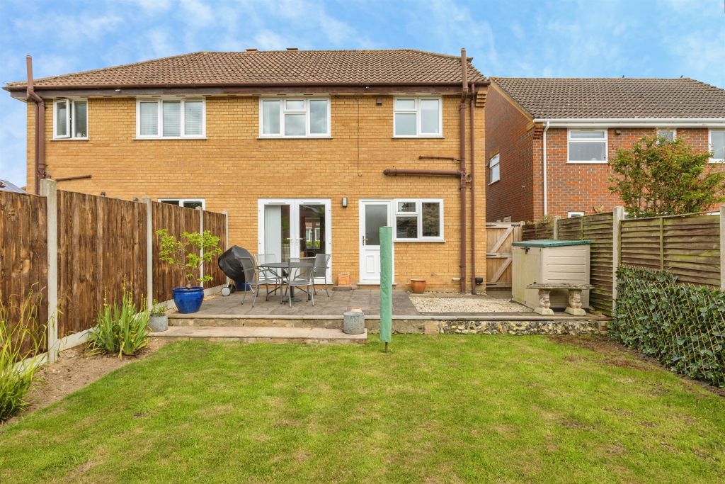 Property photo 2 of 18