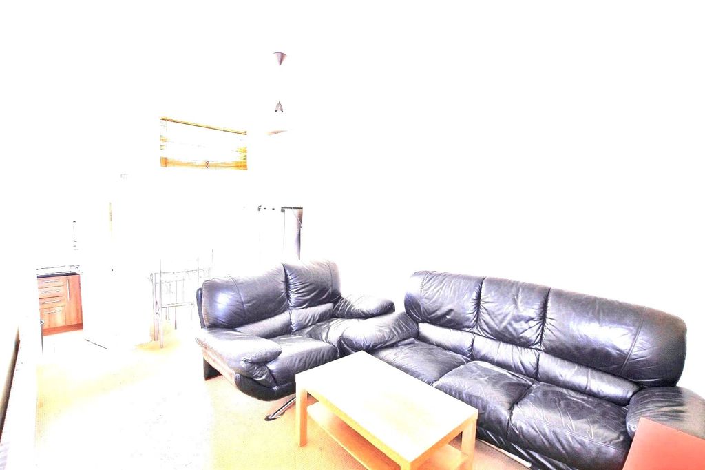 Property photo 2 of 8 Picture No. 02