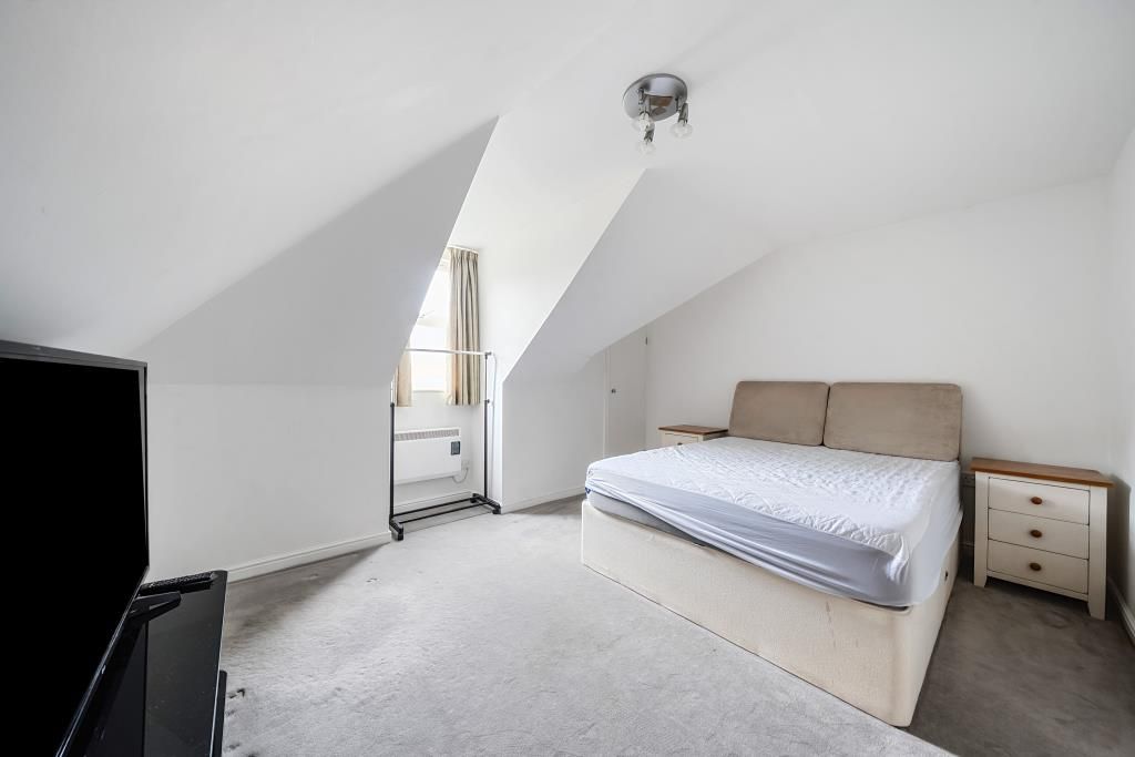 Property photo 3 of 21 Bedroom