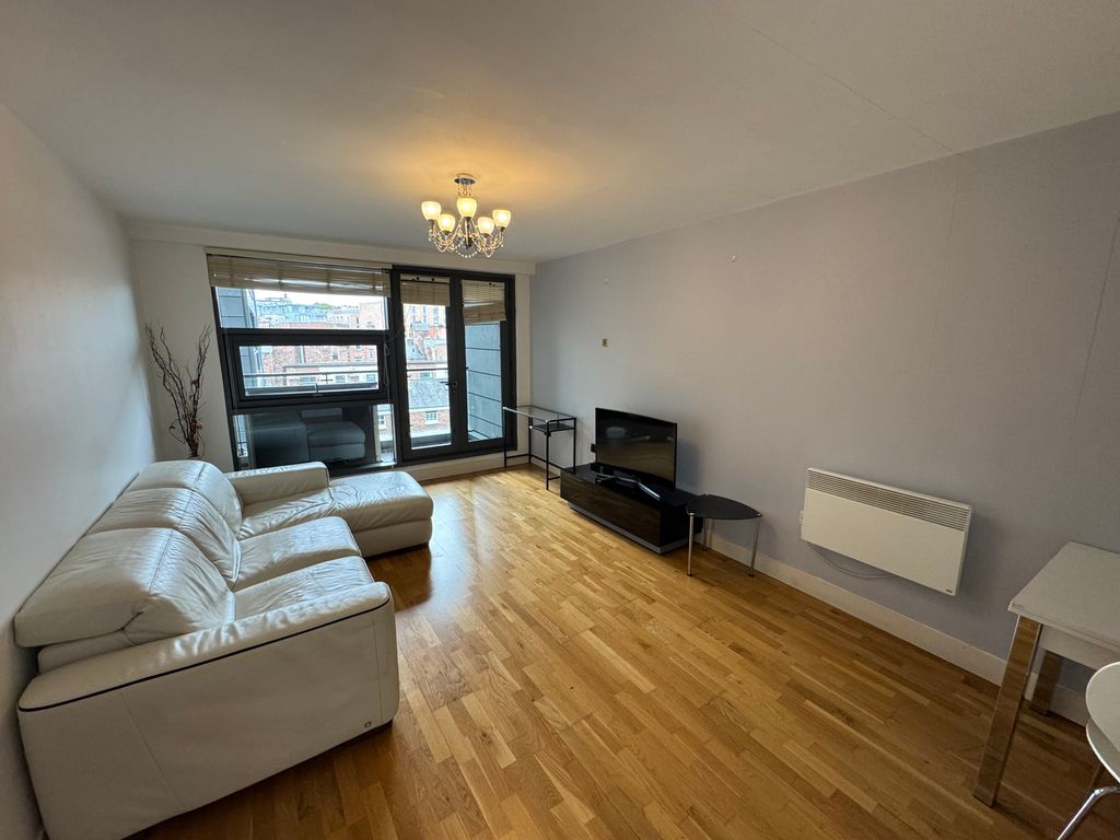 Property photo 1 of 19 Living Room