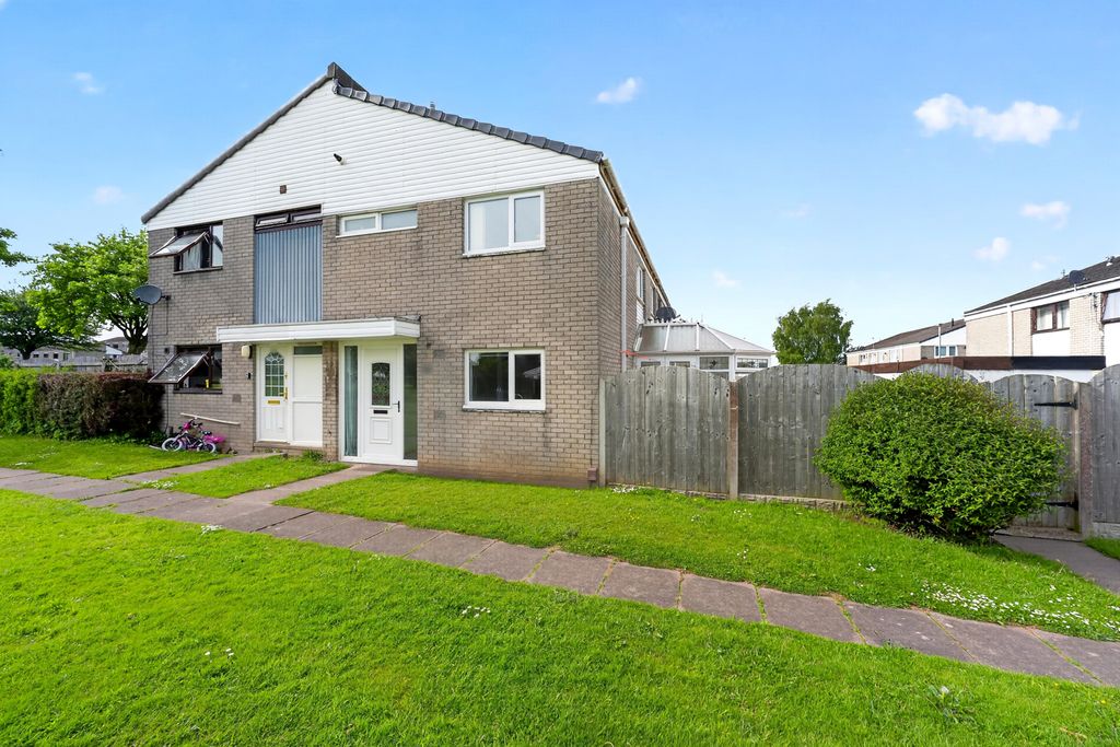 Property photo 1 of 16 External