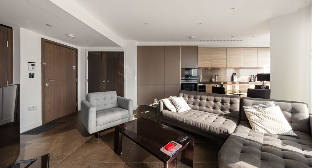 Property photo 1 of 12 094A8552