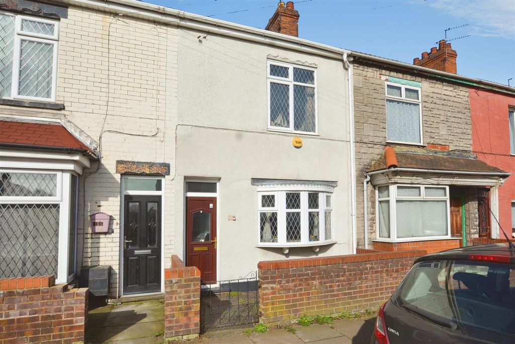 Property photo 1 of 18 Front